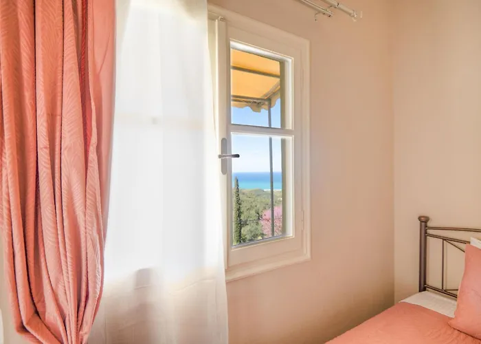 Hercules Tatil Evi *